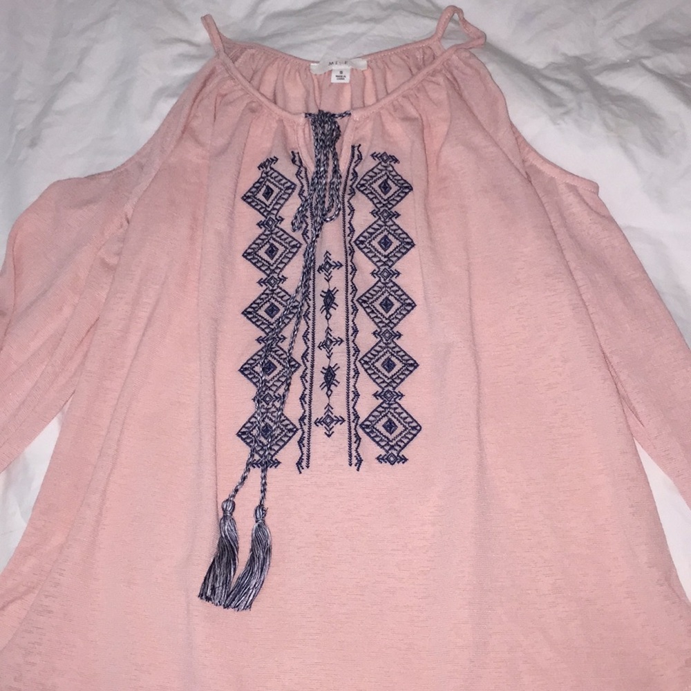 Pink embroidered blouse💕